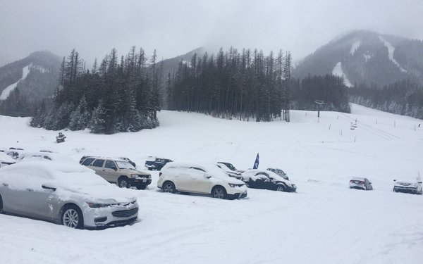 5576FernieParkingLot.JPG